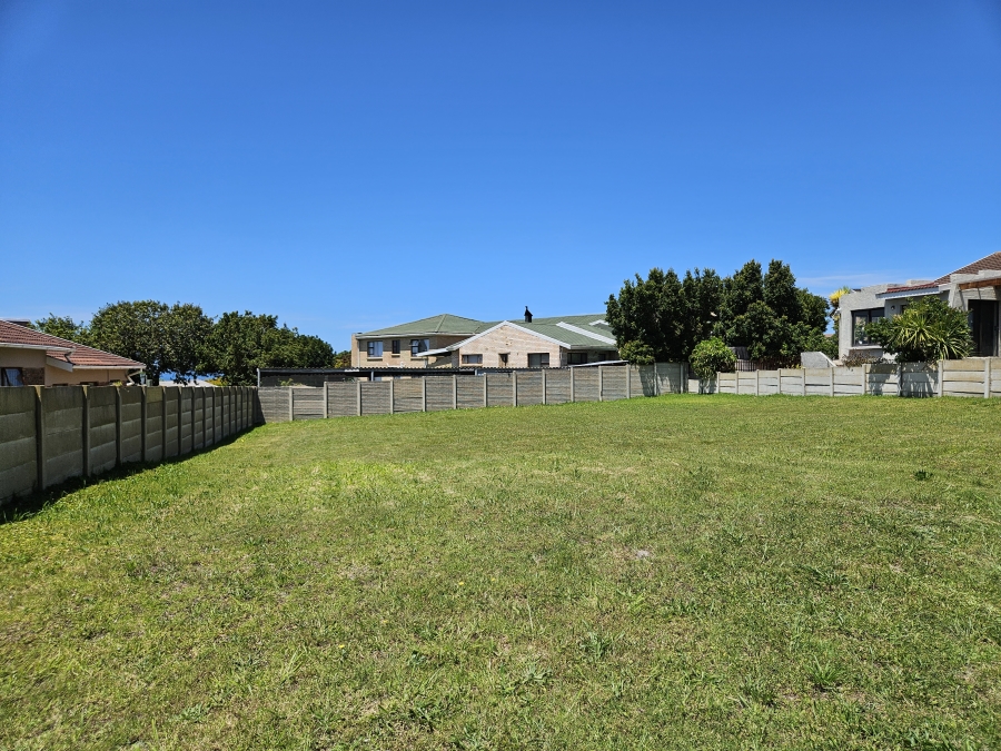 0 Bedroom Property for Sale in Wavecrest Eastern Cape